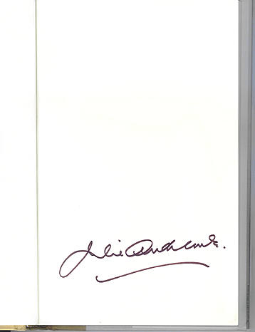 Signature of Julie Andrews