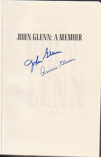 Signature of John Glenn
